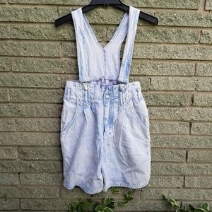 Vtg Pinot Noir white was short overall high waist